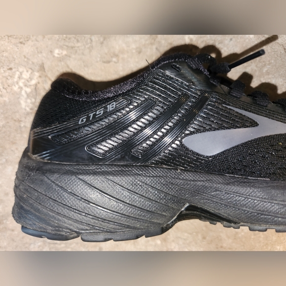 Brooks Adrenaline GTS 18 Women’s Size 8 Med Width Black Running Shoes Sneakers - Picture 6 of 10